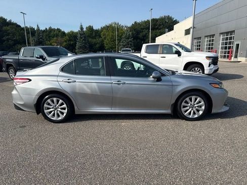 Certified 2020 Toyota Camry LE FWD image 11