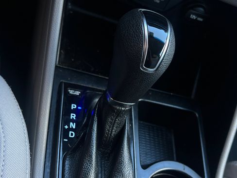 Used 2016 Hyundai Tucson SE image 33