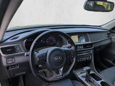 Used 2017 Kia Optima SX w/ Premium Technology Package FWD image 10