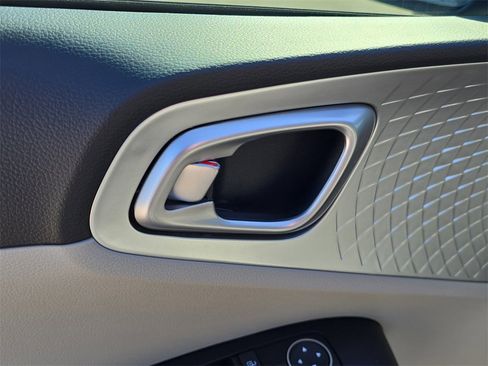 New 2025 Kia Soul LX image 20