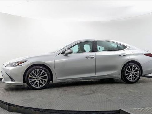 Used 2021 Lexus ES 250 w/ Premium Package AWD/4WD image 3