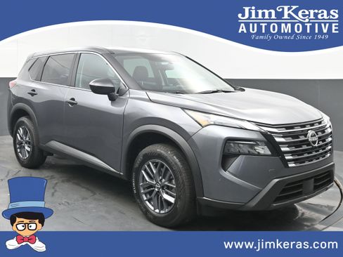 Certified 2025 Nissan Rogue S image 1