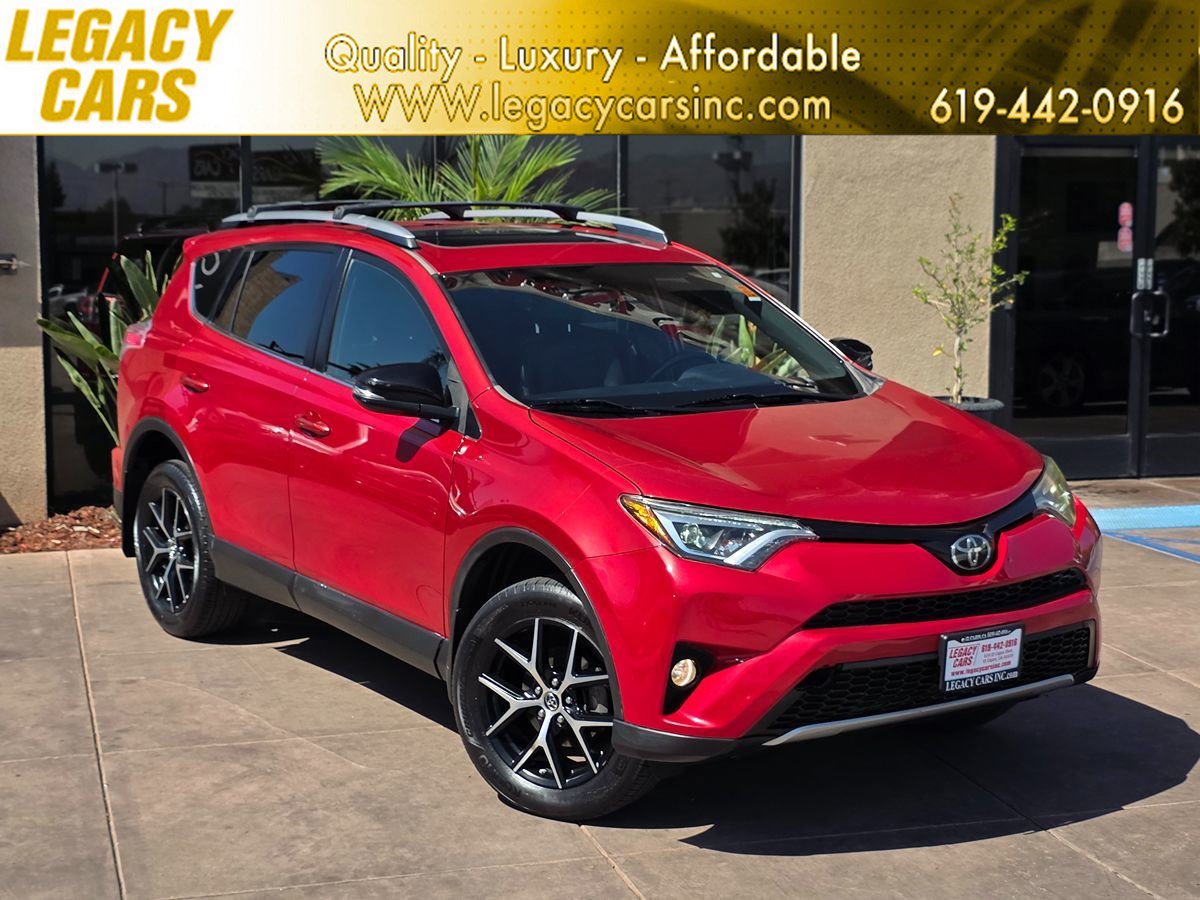 Used 2017 Toyota RAV4 SE FWD image 1