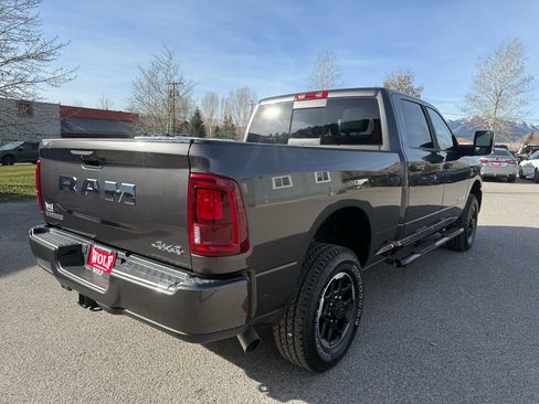 Used 2025 RAM 2500 Laramie image 5