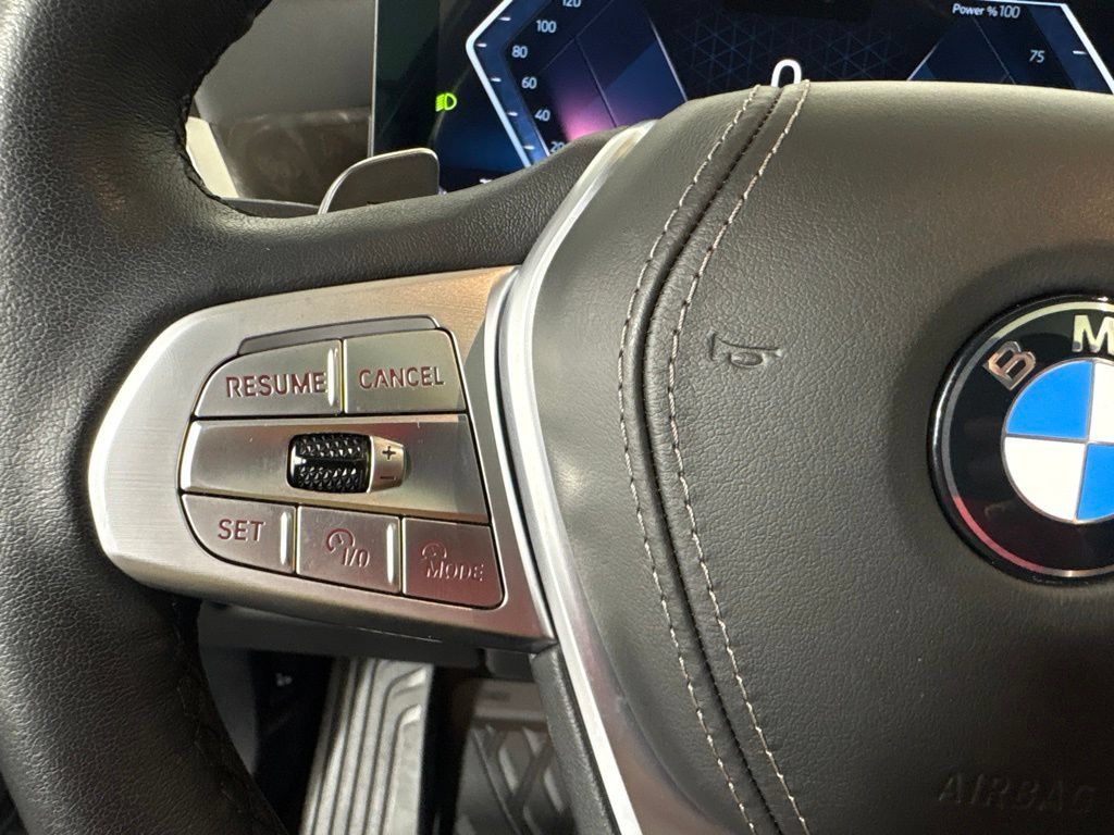 Certified 2026 BMW X7 xDrive40i AWD/4WD image 17