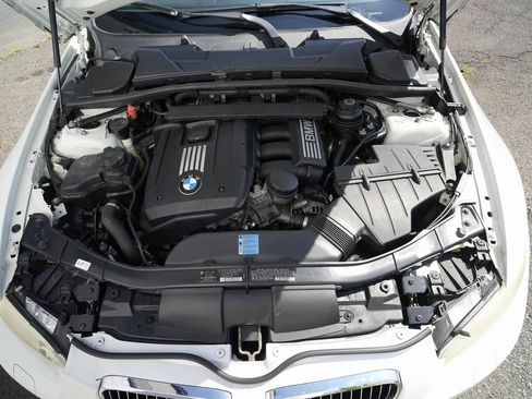 Used 2011 BMW 328i xDrive 328i xDrive image 16