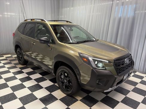 Used 2025 Subaru Forester Wilderness image 3