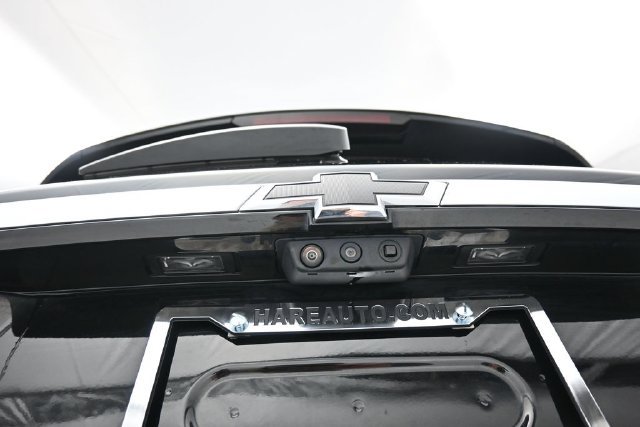 Used 2023 Chevrolet Traverse LT FWD image 28