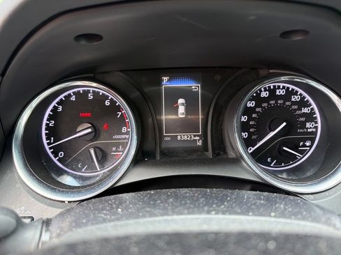 Used 2019 Toyota Camry LE FWD image 2