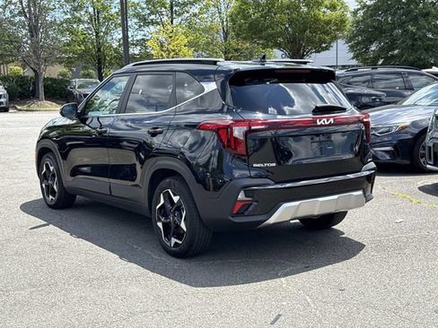 Used 2024 Kia Seltos EX FWD image 4