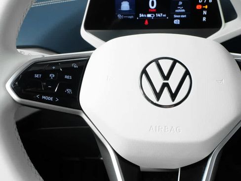 Used 2023 Volkswagen ID.4 Pro S image 13