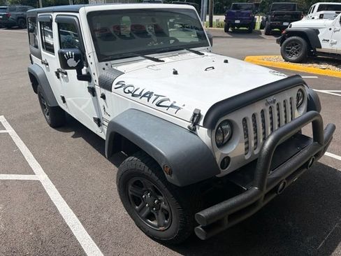 Used 2017 Jeep Wrangler Unlimited Sport w/ Connectivity Group AWD/4WD image 3