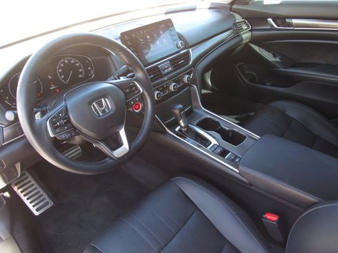 Used 2022 Honda Accord Sport Special Edition image 14