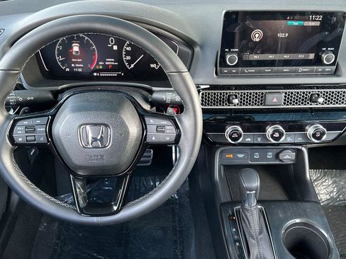 Used 2025 Honda Civic Sport image 14