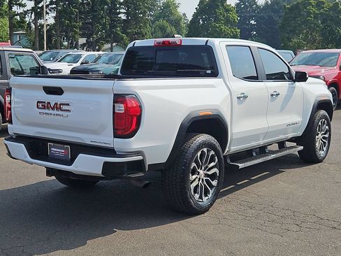 Used 2023 GMC Canyon Denali AWD/4WD image 7