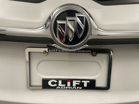 Used 2019 Buick Envision Essence FWD image 24