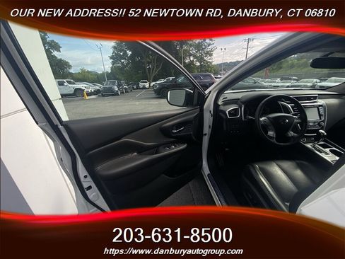 Used 2018 Nissan Murano SL w/ Moonroof Package AWD/4WD image 10