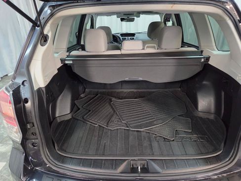 Used 2018 Subaru Forester 2.5i Premium AWD/4WD image 8