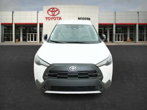New 2026 Toyota Corolla Cross L image 2