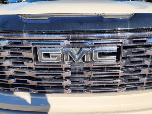 New 2026 GMC Sierra 1500 Denali Ultimate image 9