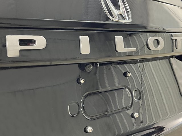 New 2026 Honda Pilot Touring image 6