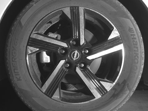 Used 2025 Nissan Sentra SV FWD image 12