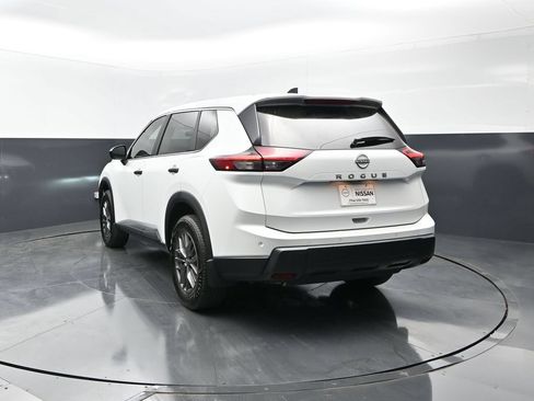 Certified 2025 Nissan Rogue S FWD image 7