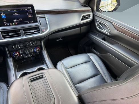 Used 2021 Chevrolet Tahoe Z71 image 28