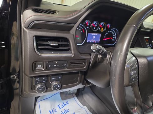 Used 2021 Chevrolet Suburban RST image 15