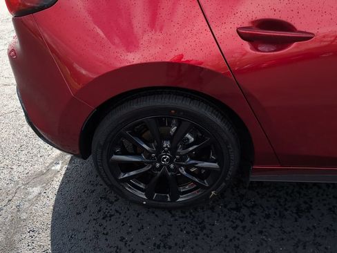 New 2026 MAZDA MAZDA3 Hatchback w/Premium Plus Pkg AWD/4WD image 4