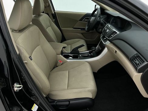 Used 2015 Honda Accord LX image 13