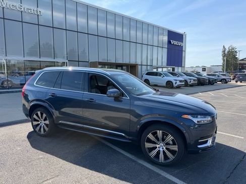Used 2023 Volvo XC90 B6 Ultimate w/ Protection Package Premier AWD/4WD image 4