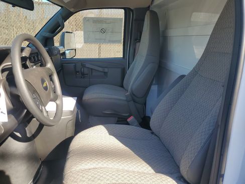 New 2026 Chevrolet Express 3500 w/ Power Convenience Package RWD image 21