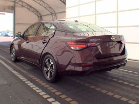 Used 2022 Nissan Sentra SV FWD image 3