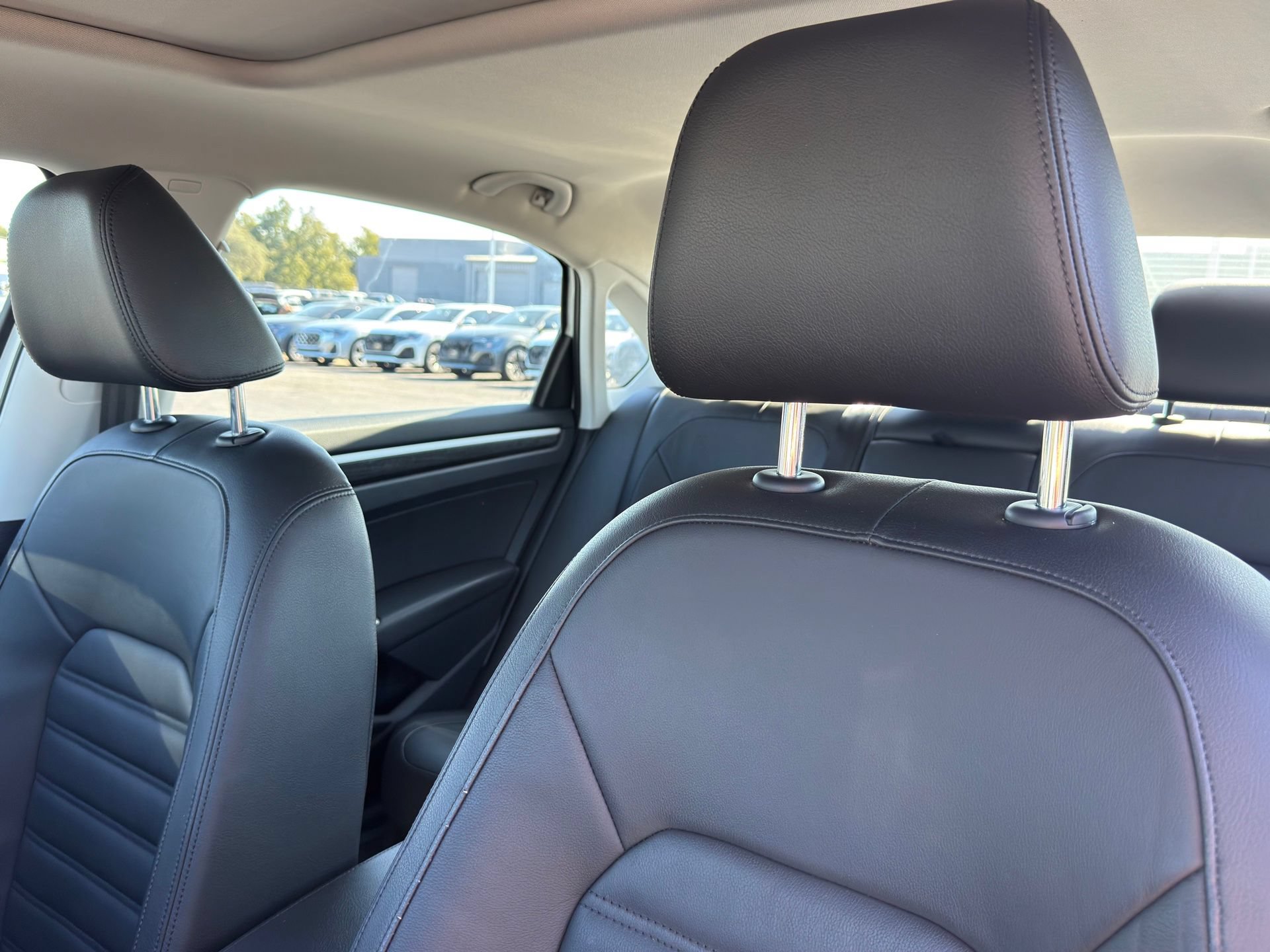 Used 2017 Volkswagen Passat 3.6 SEL Premium FWD image 13