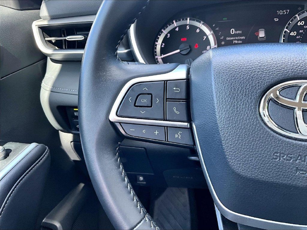 Used 2026 Toyota Highlander XLE AWD/4WD image 24