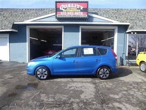 Used 2010 Hyundai Elantra GLS FWD image 1