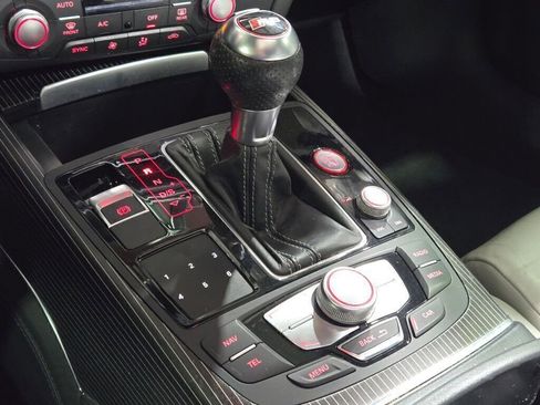 Used 2017 Audi RS 7 Prestige image 31