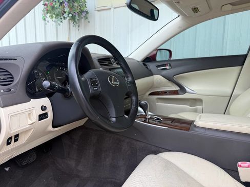 Used 2010 Lexus IS 250 image 12