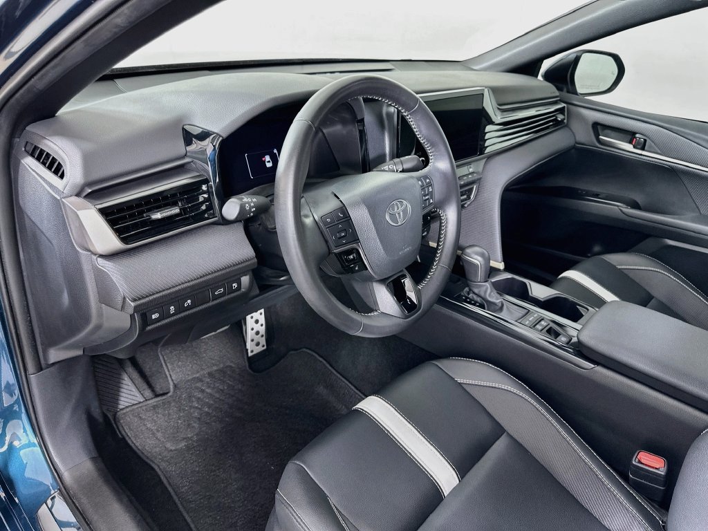 Certified 2026 Toyota Camry SE w/ Convenience Package FWD image 9
