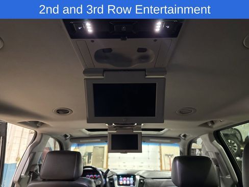 Used 2015 Chevrolet Suburban LTZ image 8