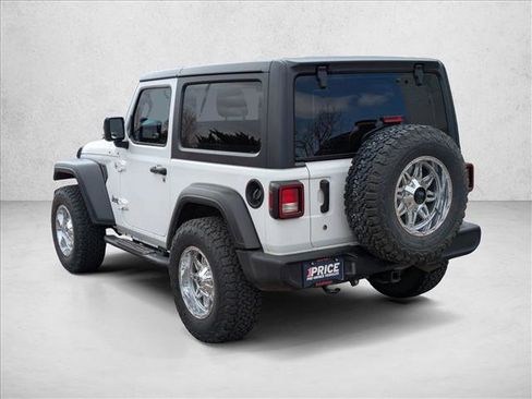 Used 2019 Jeep Wrangler Sport image 7
