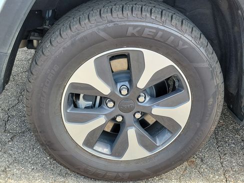 Used 2022 Jeep Grand Cherokee Limited 4xe AWD/4WD image 5