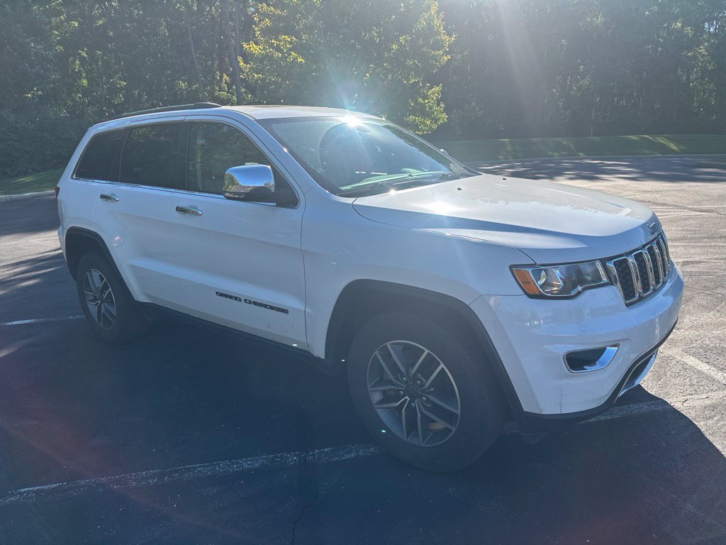 Certified 2021 Jeep Grand Cherokee Limited AWD/4WD image 3