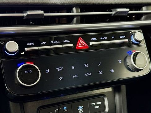Certified 2025 Hyundai Tucson SEL AWD/4WD image 18