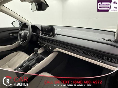 Used 2025 Honda Accord LX image 45
