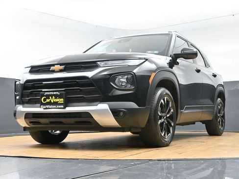 Used 2022 Chevrolet TrailBlazer LT w/ Convenience Package image 49