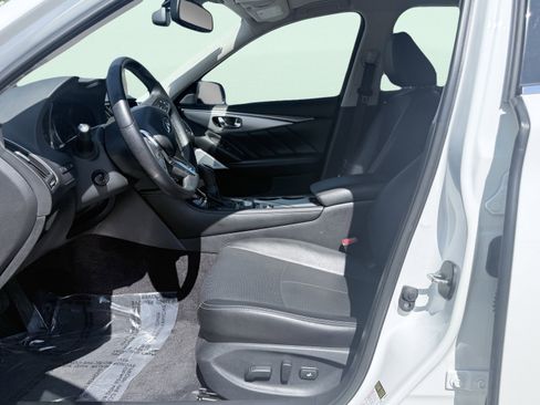 Used 2023 INFINITI Q50 Luxe w/ Cargo Package image 27