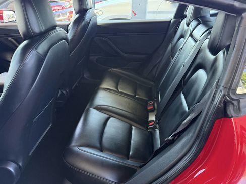 Used 2019 Tesla Model 3 Mid Range RWD image 19