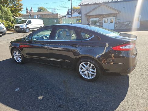 Used 2014 Ford Fusion SE image 6